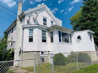 38 Byron St, Fall River, MA 02724