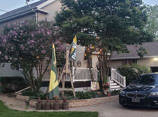 206 S 2nd St, Winneconne, WI 54986