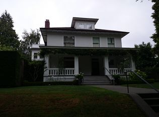 749 17th Ave E, Seattle, WA 98112