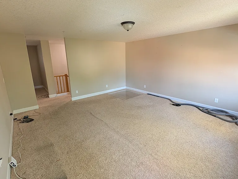 250 N Cole Ave — Photo 13