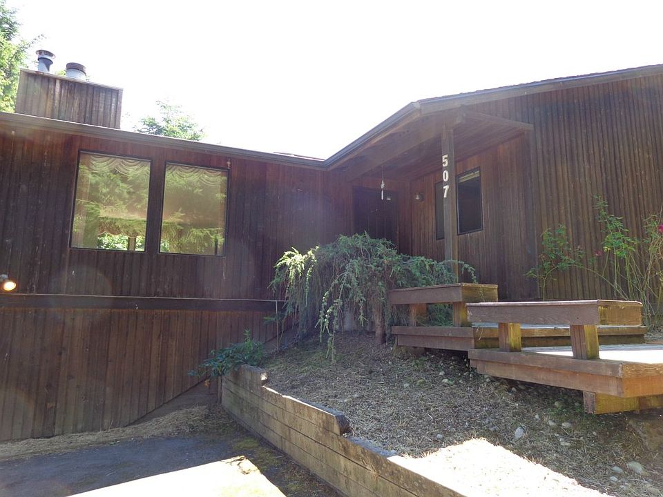 1st image of 507 108th Avenue Ct E