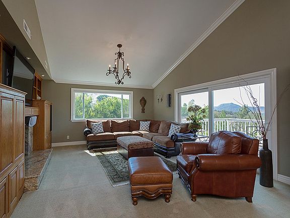 5th image of 2181 Speck Ln