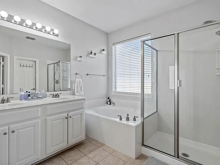 4625 Lance Leaf Dr — Photo 15