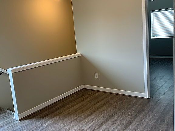 4th image of 6114 NE 70th Ct
