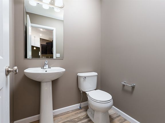 5th image of 4601 Ashard Dr