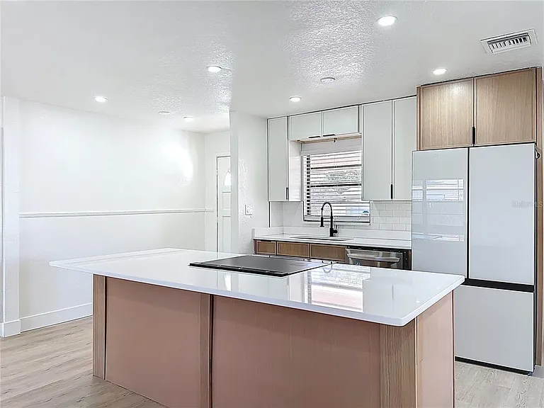 3463 Arnel Dr — Photo 6