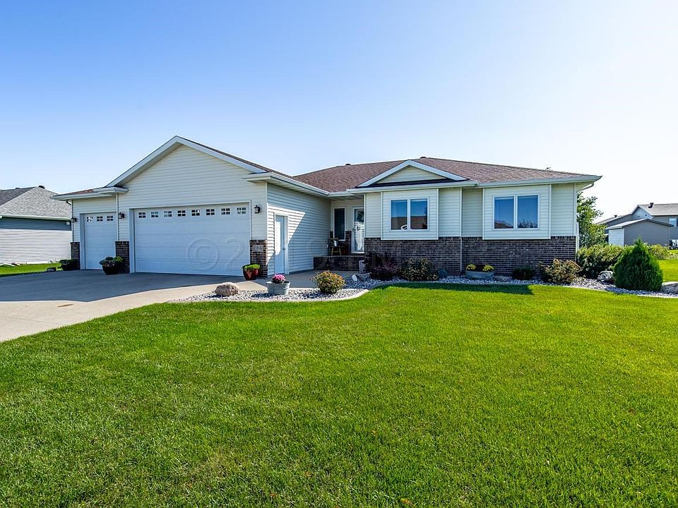 106 14th St. NE - Barnesville