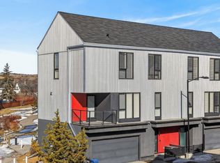 403 Bow Grv NW, Calgary, AB T3B6E8