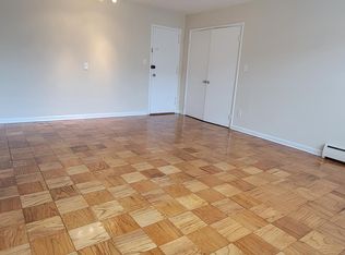 712 7th St SE APT 102, Washington, DC 20003