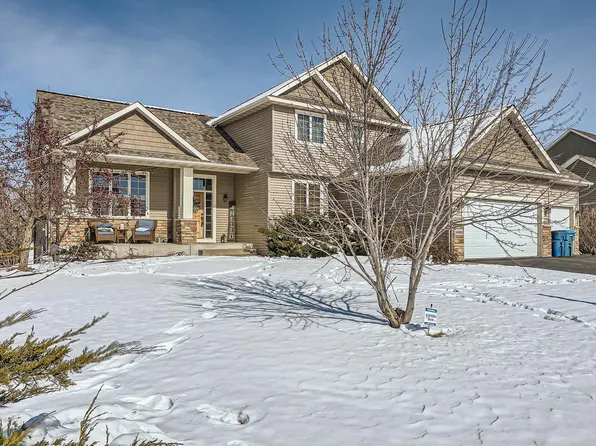 4968 200th St N, Forest Lake, MN 55025