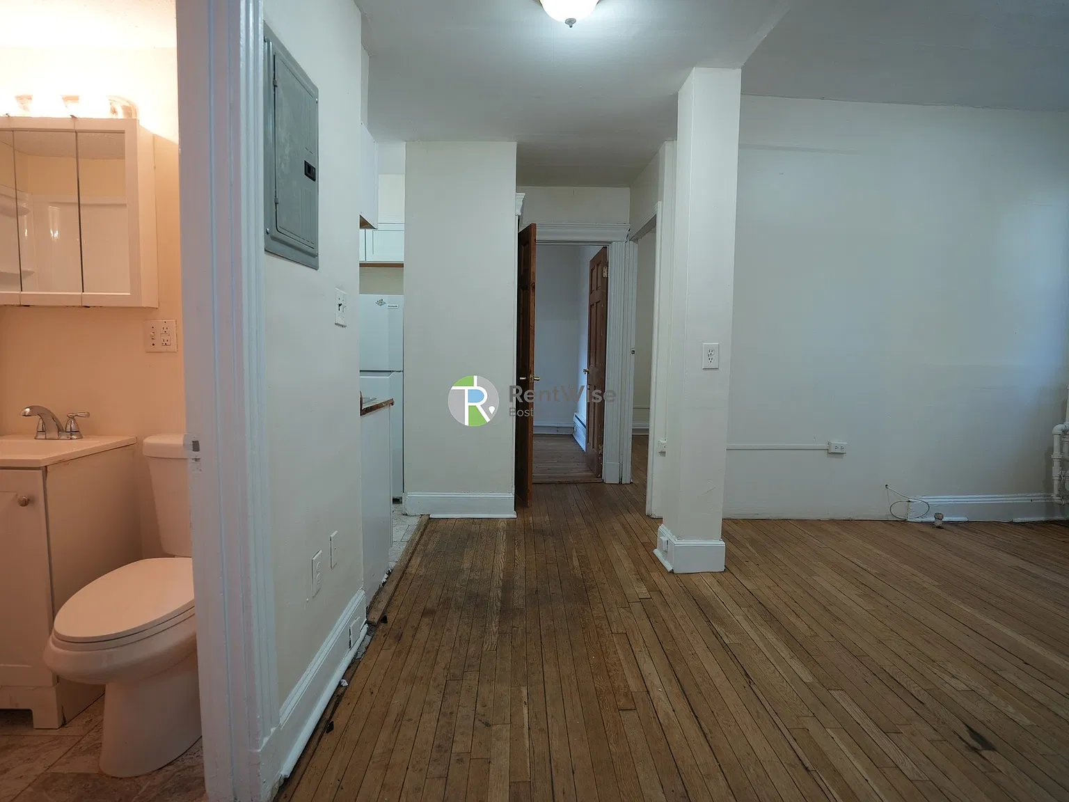 3 bed, 1.0 bath, $2,800 — Photo 3