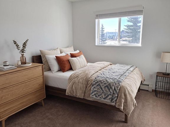 3rd image of 260 Spruce Ridge Rd #208