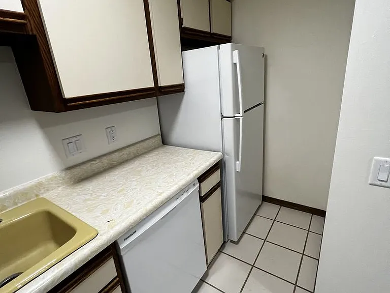 Spartan Drive Apartments — Photo 20