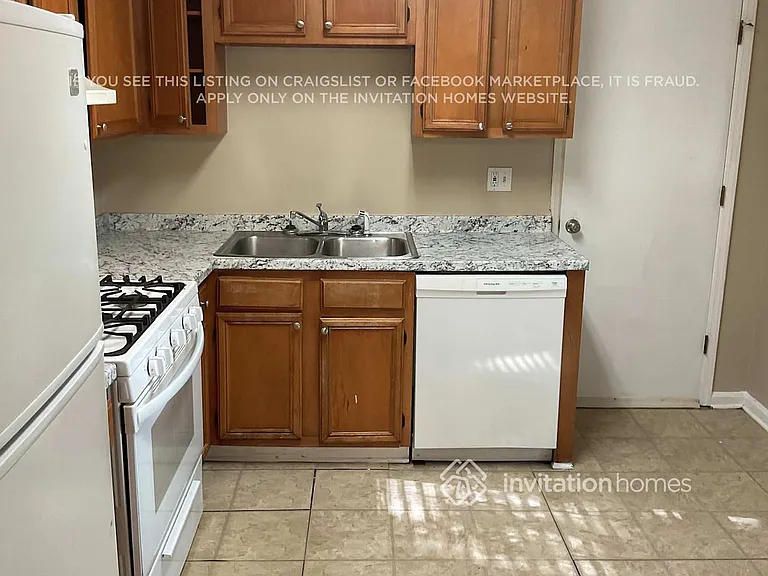 2805 Wildflower Ln — Photo 5