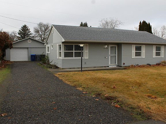 3rd image of 1319 Birch Ave