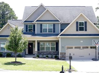 209 Coopers Creek Ave, Spring Lake, NC 28390