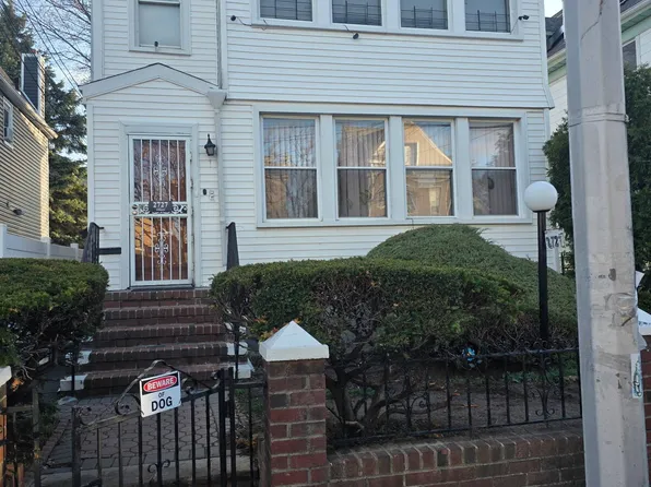 27-27 Gillmore St, East Elmhurst, NY 11369