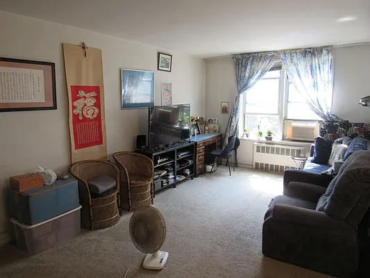 Sold by Mitra Hakimi Realty Group, LLC | media 20