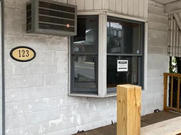 123 E Patterson St, Lansford, PA 18232