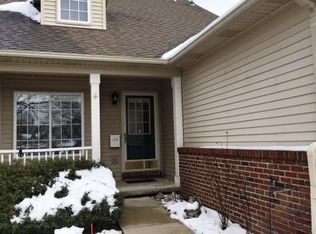 314 Redmaple Ln, Brighton, MI 48116