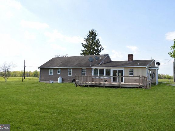 2nd image of 2051 Stover Rd