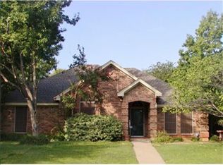 1725 Spinnaker Ln, Azle, TX 76020
