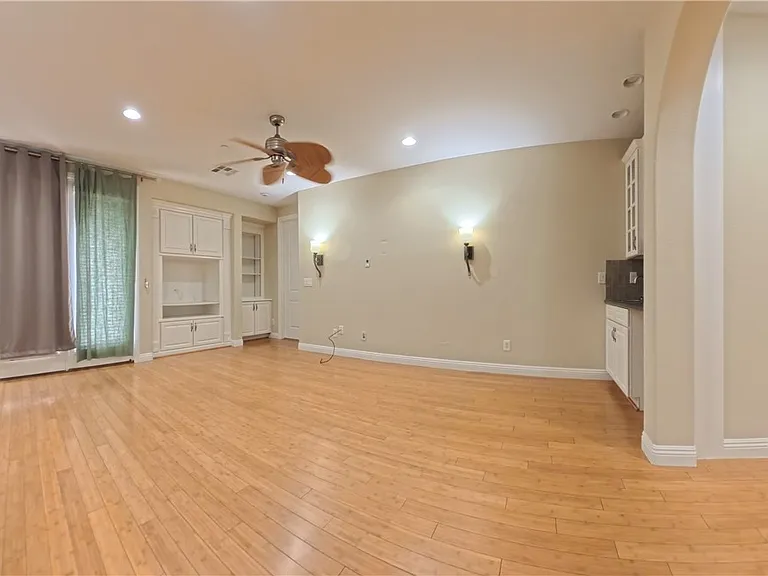 1274 Calcione Dr — Photo 11
