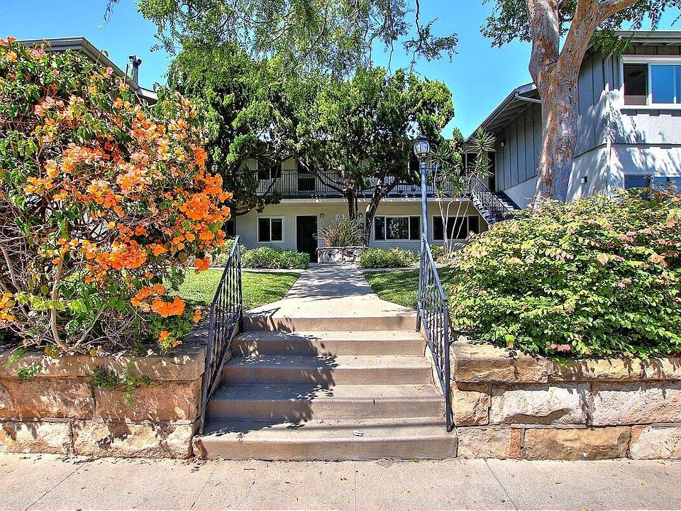 1st image of 1610 De La Vina St #6