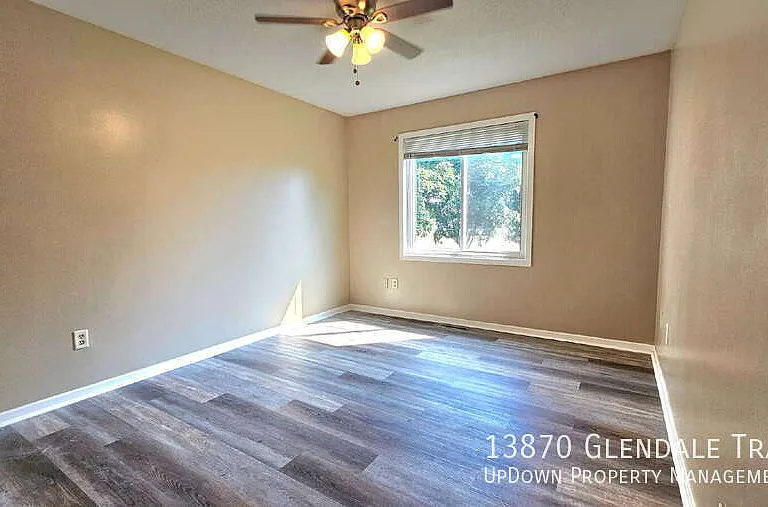13870 Glendale Trl — Photo 6