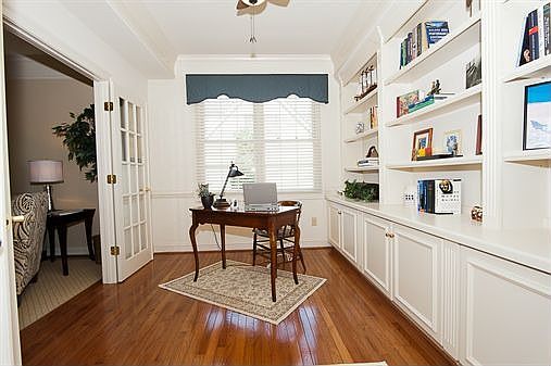 4th image of 3025 Franklin Corner Ln
