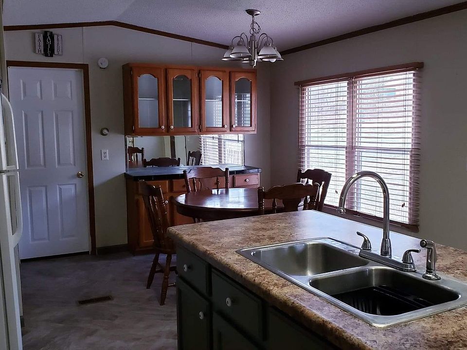 2nd image of 11304 Derricks Creek Rd