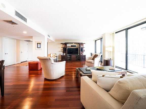 5th image of 4200 N Ocean Dr APT 2-1004