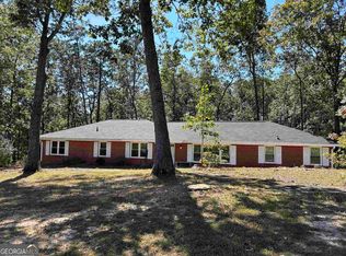 1971 Laurens Ln, Snellville, GA 30039