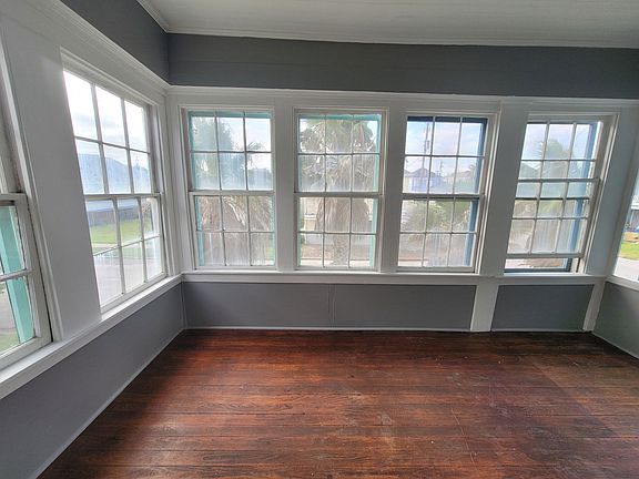 3rd image of 1528 Church St APT 3