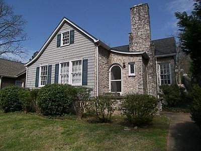 5th image of 3207 Fountain Park Blvd