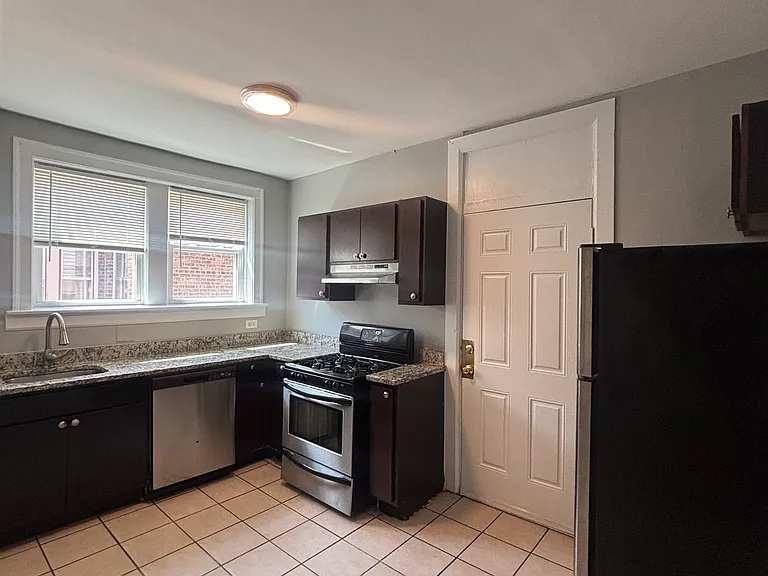 8000 S Champlain Ave — Photo 10