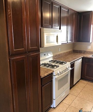 5th image of 1755 Stacey Ct