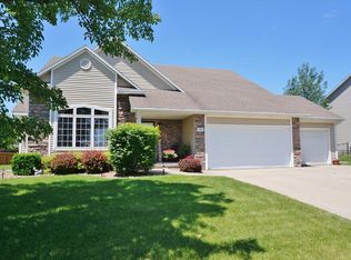 1606 NE Trilein Dr, Ankeny, IA 50021