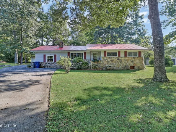 681 Highland Dr, Crossville, TN 38572