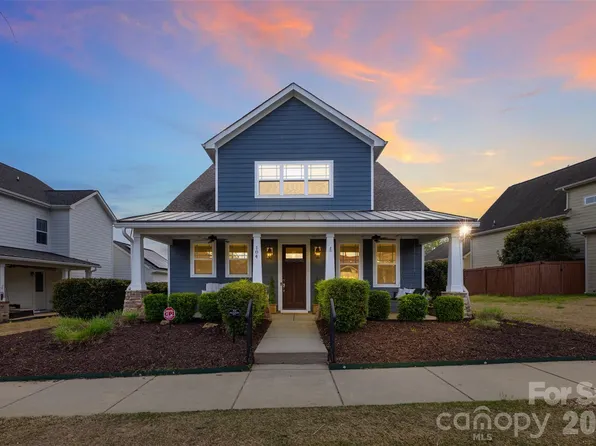 104 Meyers Ridge Rd, Cramerton, NC 28032