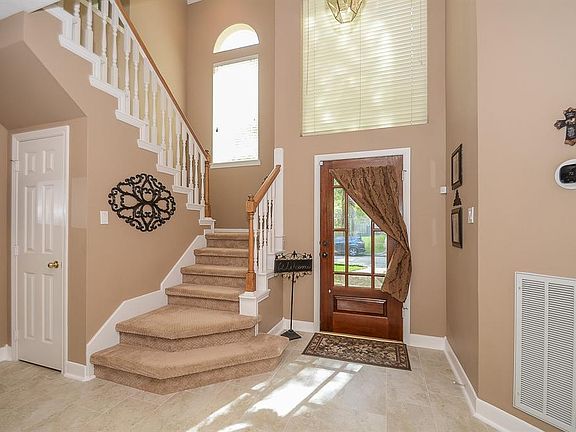 3rd image of 1310 Rosemeadow Dr
