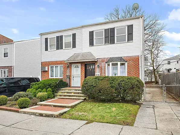 6134 84th Pl, Flushing, NY 11379