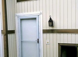 44 Shad Row, Suffield, CT 06078