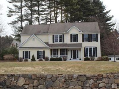 13 Washington Ln, Hopkinton, MA, 01748