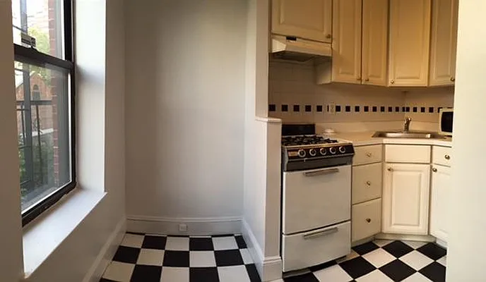 Rented by Keller Williams NYC | media 23
