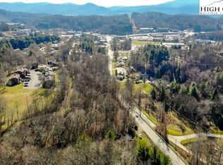 690 State Highway 194 N, Boone, NC 28607