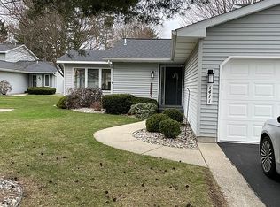 1411 Pheasant Ridge Dr #28, Midland, MI 48640