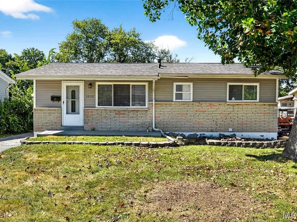 1025 Boone St, Florissant, MO 63031