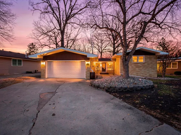 1045 Jorgenson St SE, Hutchinson, MN 55350