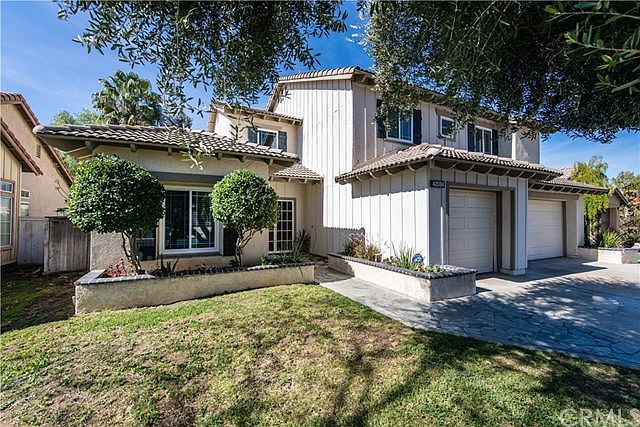1st image of 42084 Thoroughbred Ln